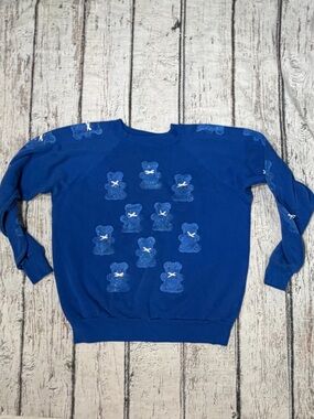 Vintage Bear Blue Cute Ugly Sweater 1980s Sweatshirt Crewneck Women's